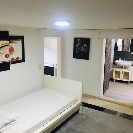 Monteurwohnung, 2 Zimmer, Kueche,Bad Staufenberg  Екстер'єр фото