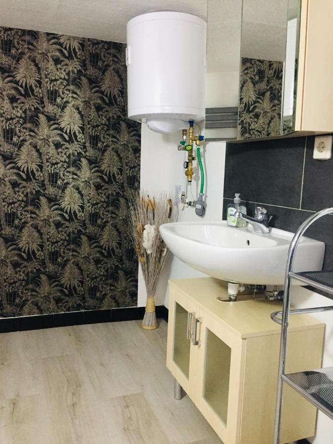 Monteurwohnung, 2 Zimmer, Kueche,Bad Staufenberg  Екстер'єр фото