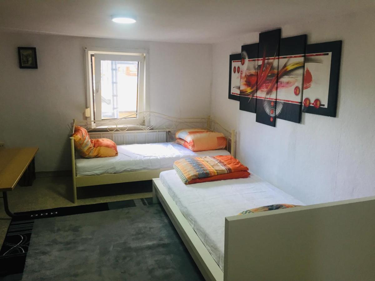 Monteurwohnung, 2 Zimmer, Kueche,Bad Staufenberg  Екстер'єр фото